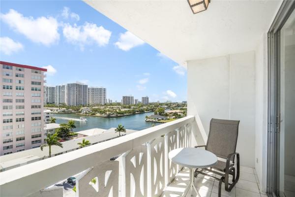 Ashleigh House, 3113 S Ocean Dr #1008, Hallandale Beach, Florida 33009, image 1