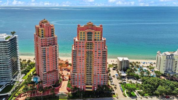 The Palms, 2100 N Ocean Blvd #8A, Fort Lauderdale, Florida 33305, image 1