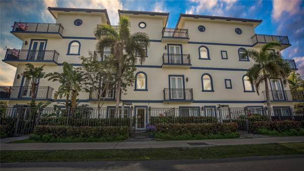 Piazza Navona, 816 NE 7th St #C, Fort Lauderdale, Florida 33004, image 1