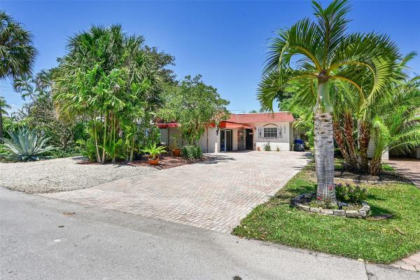 Santa Barbara Estates, 2375 SE 6th St, Pompano Beach, Florida 33062, image 1