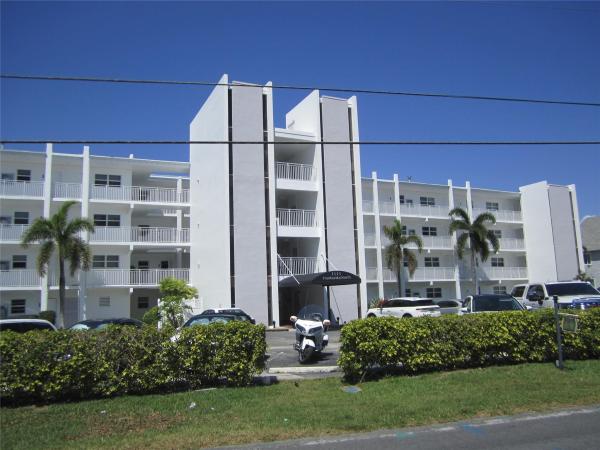 Fairbanks North, 1111 E Riverside Dr #202, Pompano Beach, Florida 33062, image 1