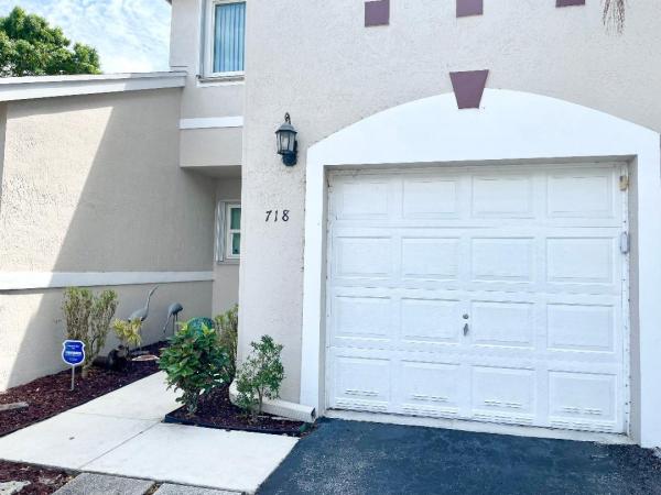 Crystal Lake Village, 718 NW 42nd Pl #718, Deerfield Beach, Florida 33064, image 1