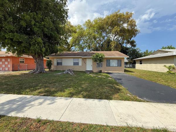 North Lauderdale Village, 8141 SW 6th St, North Lauderdale, Florida 33068, image 1