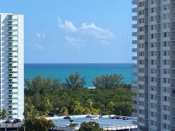 Coastal Towers, 400 Kings Point Dr #1423, Sunny Isles Beach, Florida 33160, image 1