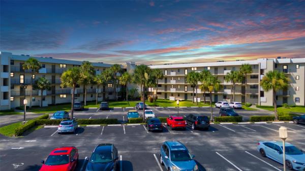 The Palms Of Deer Creek, 2440 Deer Creek Country Club Blvd #204-C, Deerfield Beach, Florida 33442, image 1