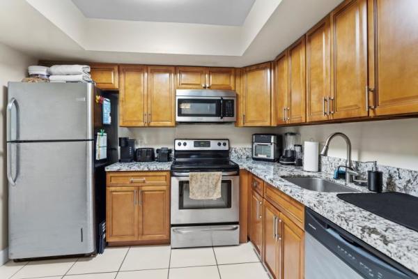 5850 NW 57th Ave #4, Tamarac, Florida 33319, image 1