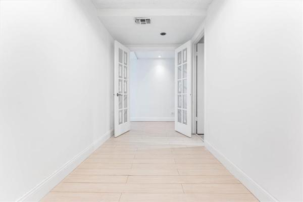 1800 NE 114th St #2301, Unincorporated Dade County, Florida 33181, image 1