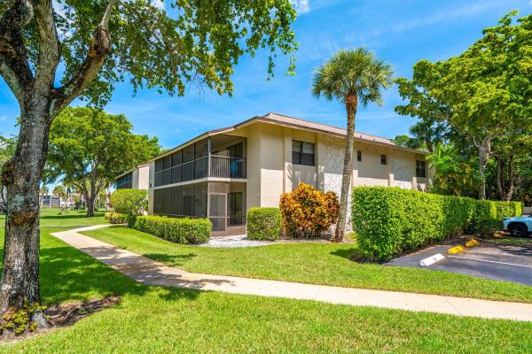 Hidden Woods Of Deer Creek, 111 Deer Creek Blvd #107, Deerfield Beach, Florida 33442, image 1