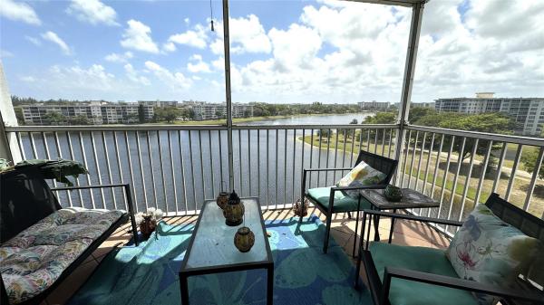 Palm-Aire Country Club 53, 2900 N Course Dr #804, Pompano Beach, Florida 33069, image 1