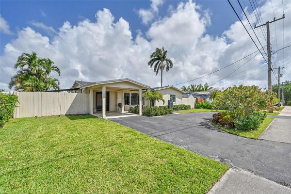 Royal Palm Isles, 1717 NW 39th St, Oakland Park, Florida 33309, image 1