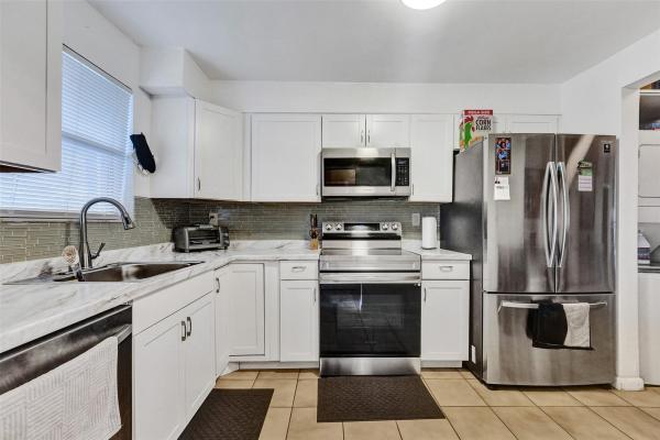 The Greens Of Inverrary, 6200 NW 44th St #103, Lauderhill, Florida 33319, image 1