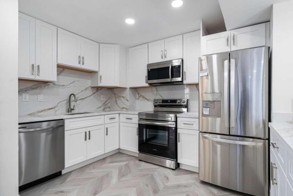 Tower 1800, 1800 Collins Ave #5B, Miami Beach, Florida 33139, image 3