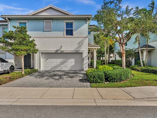 Sandpiper Pointe, 1835 Sandpiper Pointe Pl, Deerfield Beach, Florida 33442, image 1