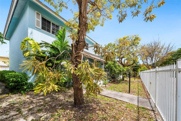 The Villas Of St Agnes, 365 NW 19th St #74, Miami, Florida 33136, image 2