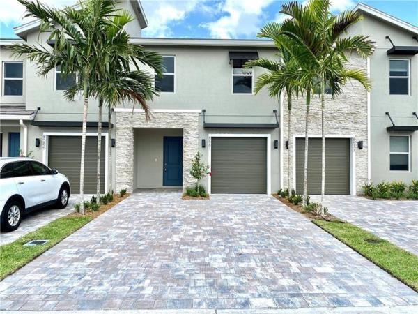 Town Commons, 8581 Via Mar Rosso #8581, Lake Worth Beach, Florida 33467, image 1