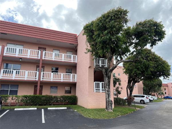 Sunrise Lakes 3, 9420 Sunrise Lakes Blvd #212, Sunrise, Florida 33322, image 1