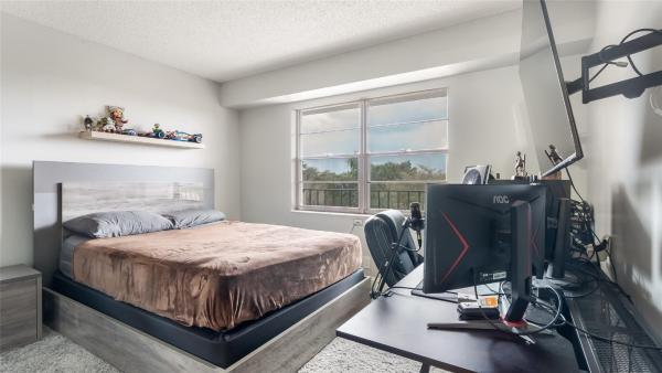 Rolling Hills Golf And Tennis Club, 3300 W Rolling Hills Cir #504, Davie, Florida 33328, image 1