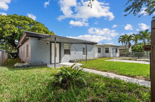 Liberia, 2231 Freedom St, Hollywood, Florida 33020, image 1