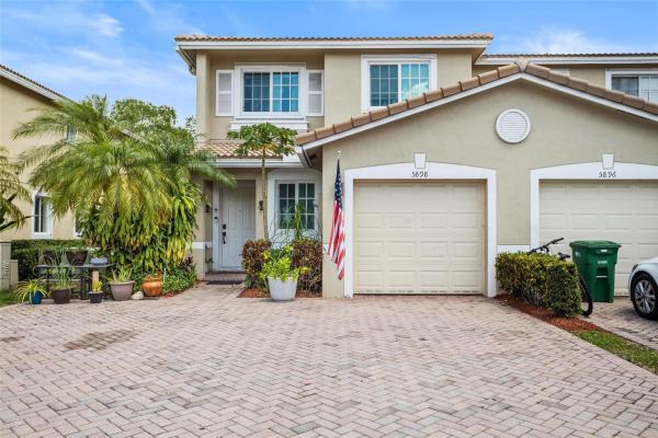 Hampton Hills, 5898 Abbey Rd #5898, Tamarac, Florida 33321, image 1