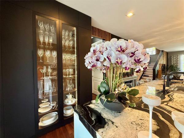 Duval Villas, 906 NE 28th St, Wilton Manors, Florida 33334, image 1