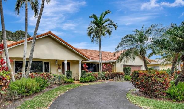 Eldorado Estates In Plantation, 321 El Dorado Pkwy, Plantation, Florida 33317, image 1