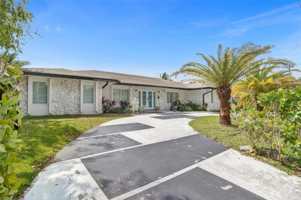 Golden Isles, 343 Layne Blvd, Hallandale Beach, Florida 33009, image 1