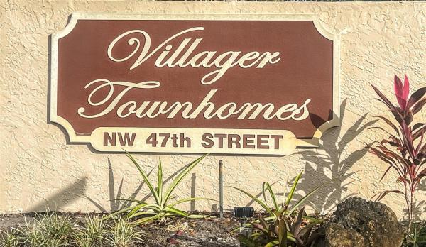 Villager Townhomes, 608 NW 47th St, Deerfield Beach, Florida 33064, image 2