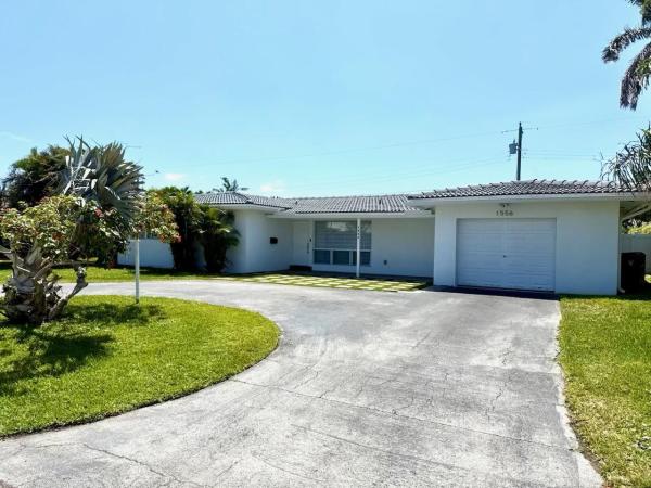 The Cove, 1556 SE 7th St, Deerfield Beach, Florida 33441, image 1