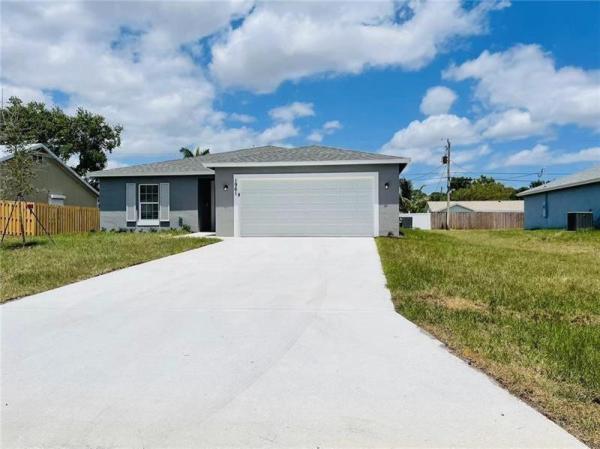 Hidden Oaks, 1961 SW Michelangelo Ave, Port St. Lucie, Florida 34953, image 2