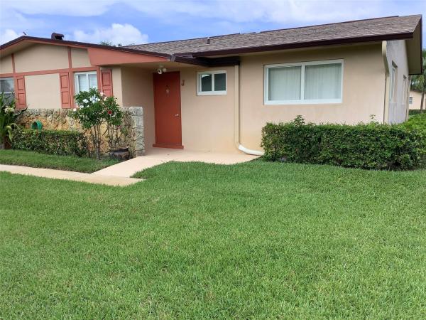 Crosley At Cresthaven Villas, 2965 Crosley Dr #J, West Palm Beach, Florida 33415, image 1