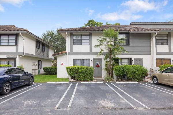 University Maplewood Townhouses, 9744 NW 14th St #33, Coral Springs, Florida 33071, image 1