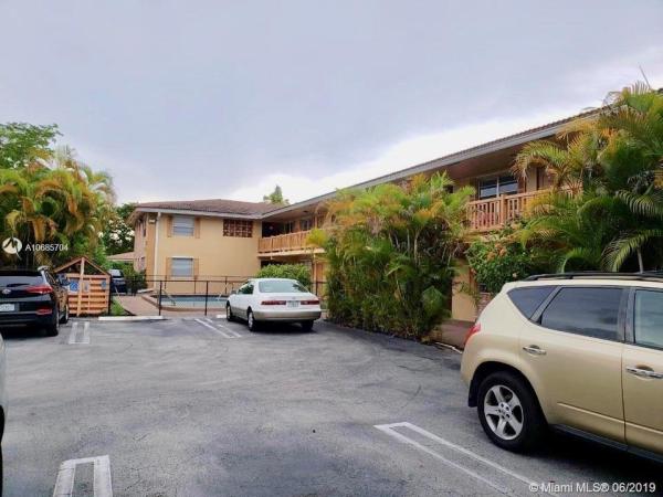 Golfview Arms, 8704 NW 35th St #204, Coral Springs, Florida 33065, image 1