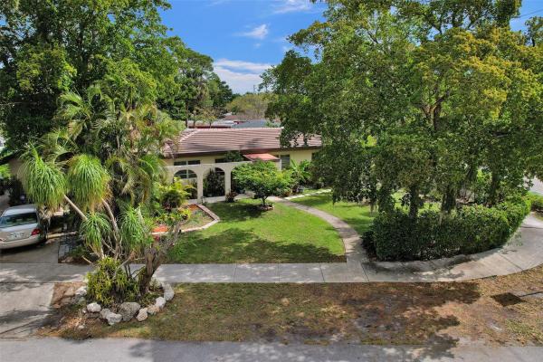 Lauderdale Park, 1109 NE 16th Pl, Fort Lauderdale, Florida 33305, image 1