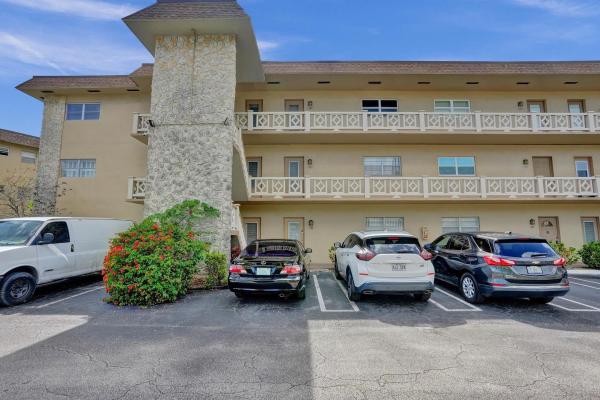 Geranium Gardens, 5071 W Oakland Park Blvd #302, Lauderdale Lakes, Florida 33313, image 1