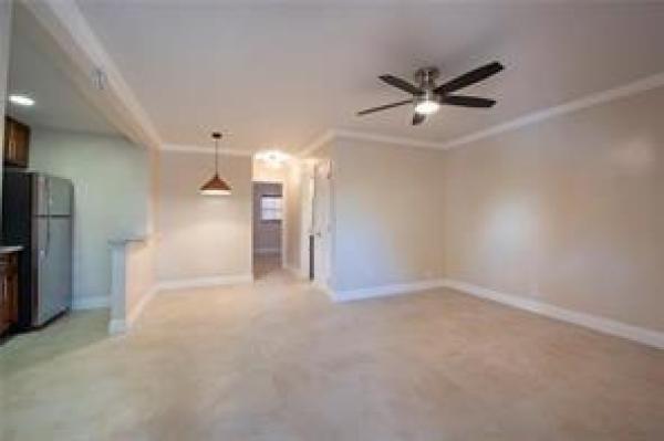 Carriage Light, 1021 NE 24th Ave #9, Pompano Beach, Florida 33062, image 1