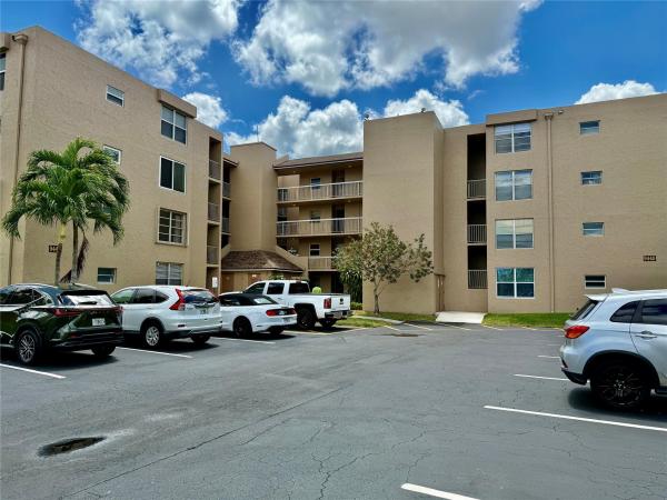 Tangerine Of Pine Island Ridge, 9440 Tangerine Pl #107, Davie, Florida 33324, image 1