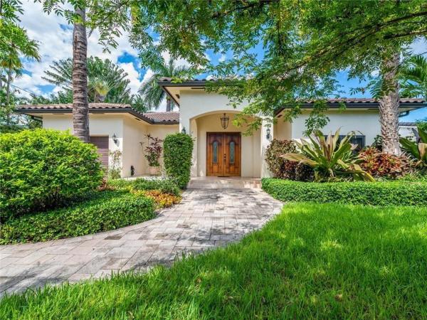 Castilla, 2437 Castilla Isle, Fort Lauderdale, Florida 33301, image 1