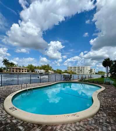 Moonlit Waters, 901 N Riverside Dr #3D, Pompano Beach, Florida 33062, image 1