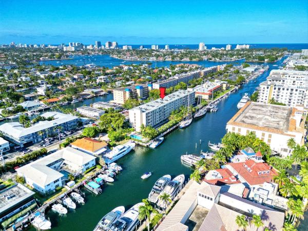Plaza 15, 1600 SE 15th St #305, Fort Lauderdale, Florida 33316, image 1