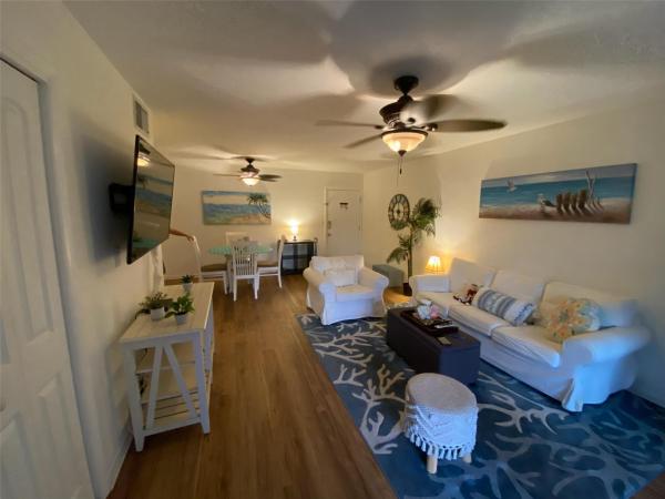 Avon At River Shores, 3040 NE 16th Ave #107, Oakland Park, Florida 33334, image 1