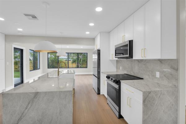 The Cove, 812 SE 9th Ter, Deerfield Beach, Florida 33441, image 1