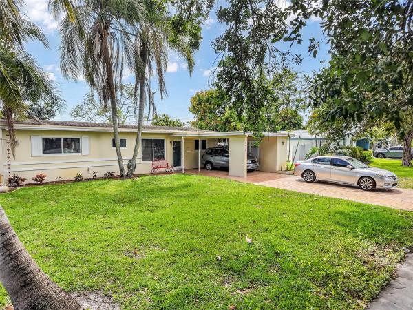 Boulevard Heights, 6510 SW 4th St, Pembroke Pines, Florida 33023, image 1