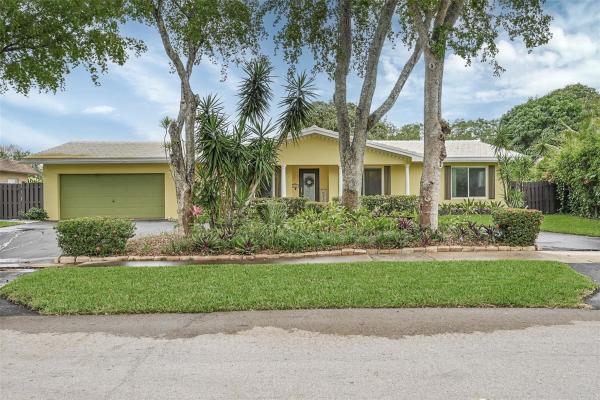 Lakeview Estates, 1480 SW 66th Ter, Plantation, Florida 33317, image 1