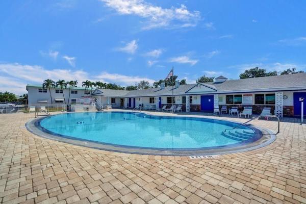 Crystal Court Manor, 1501 N 12th Ct #9b, Hollywood, Florida 33019, image 1