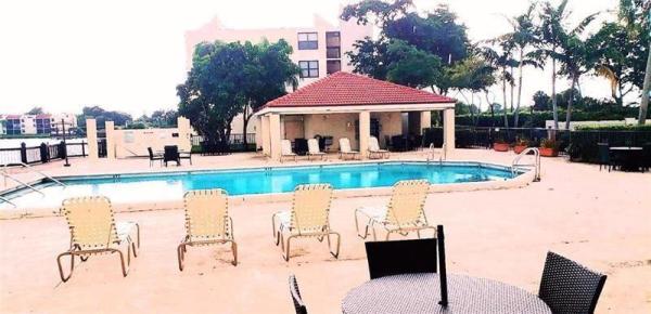 Lake Emerald, 114 Lake Emerald Dr #305, Oakland Park, Florida 33309, image 1