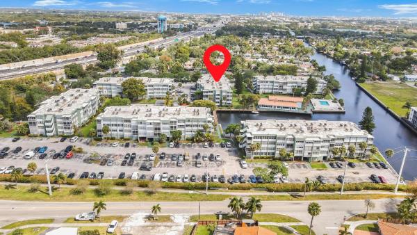 Watergate, 2751 Taft St #208, Hollywood, Florida 33020, image 1