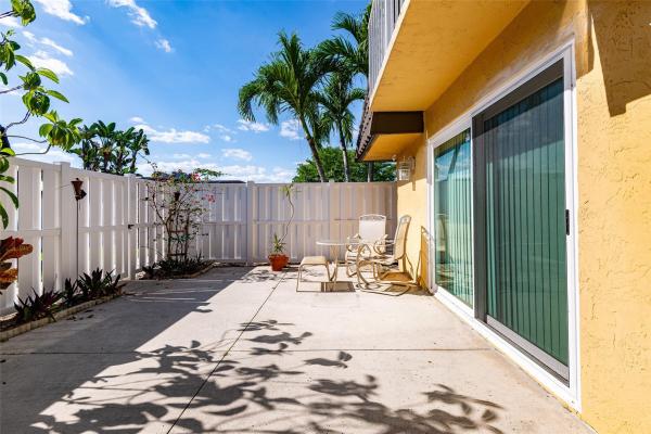 Aviara, 22208 Boca Rancho Dr #D, Boca Raton, Florida 33428, image 2
