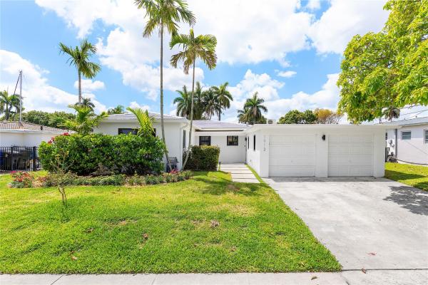 South New River Isles, 1012 Avocado Isle, Fort Lauderdale, Florida 33315, image 1