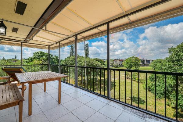 The Falls Of Inverrary, 6010 S Falls Circle Dr #415, Lauderhill, Florida 33319, image 1