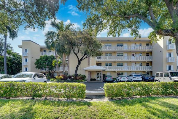 Hawthorne Bay, 1332 Bayview Dr #203, Fort Lauderdale, Florida 33304, image 1